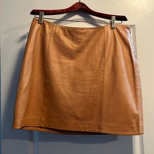 Gap camel leather skirt size 8 buttery soft